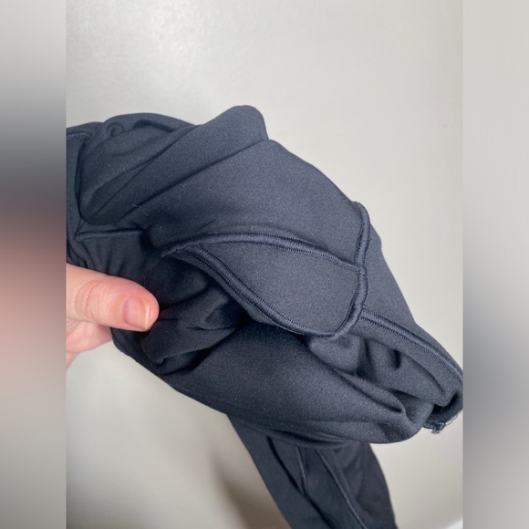 🏷️ NWT Aerie Real Me High Rise Mesh Leg 7/8 Black Leggings - Picture 9 of 9